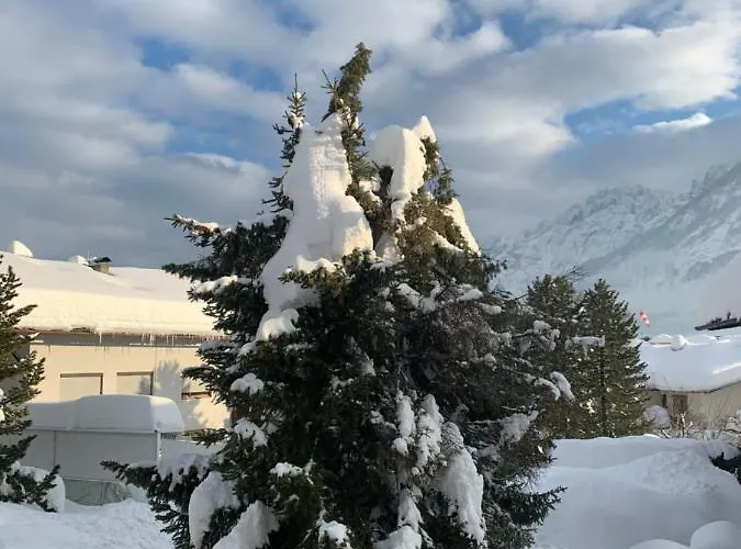 アパート Haus Helga